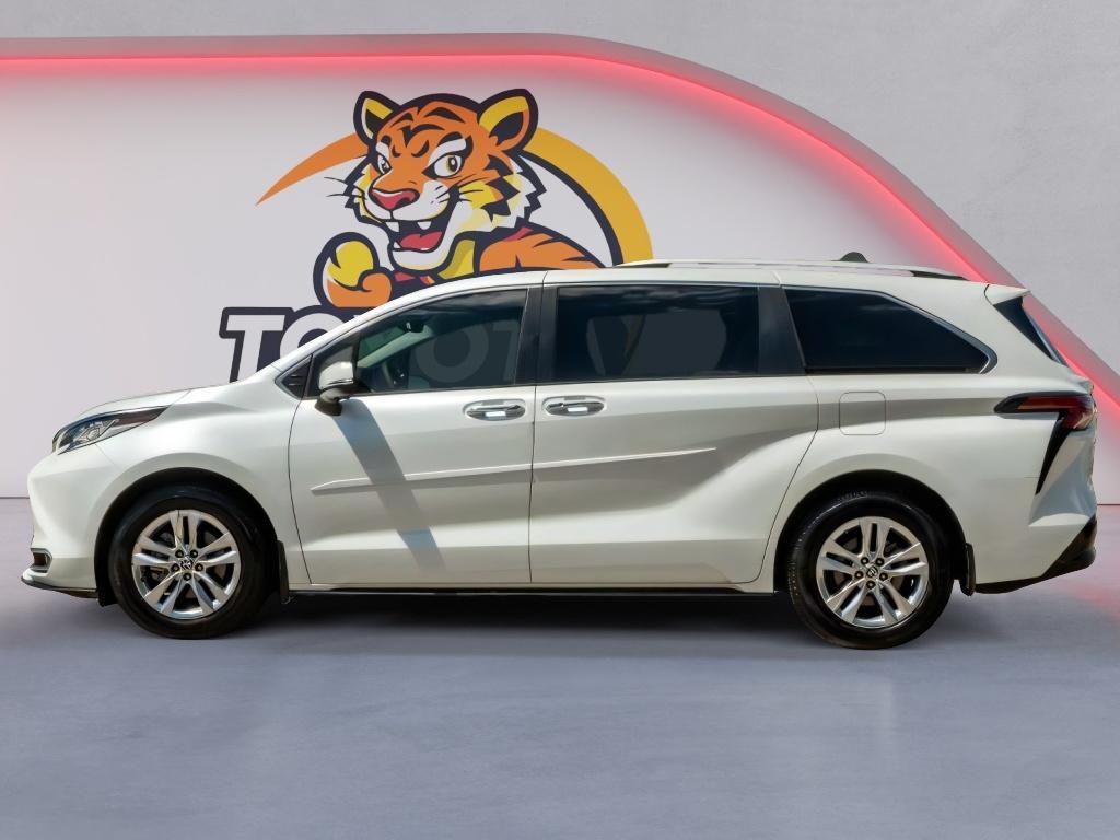 used 2022 Toyota Sienna car, priced at $44,425
