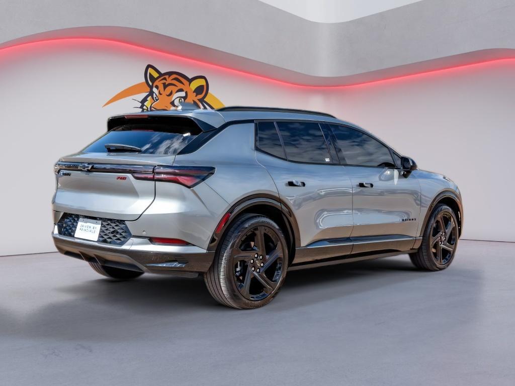 used 2025 Chevrolet Equinox EV car, priced at $27,212