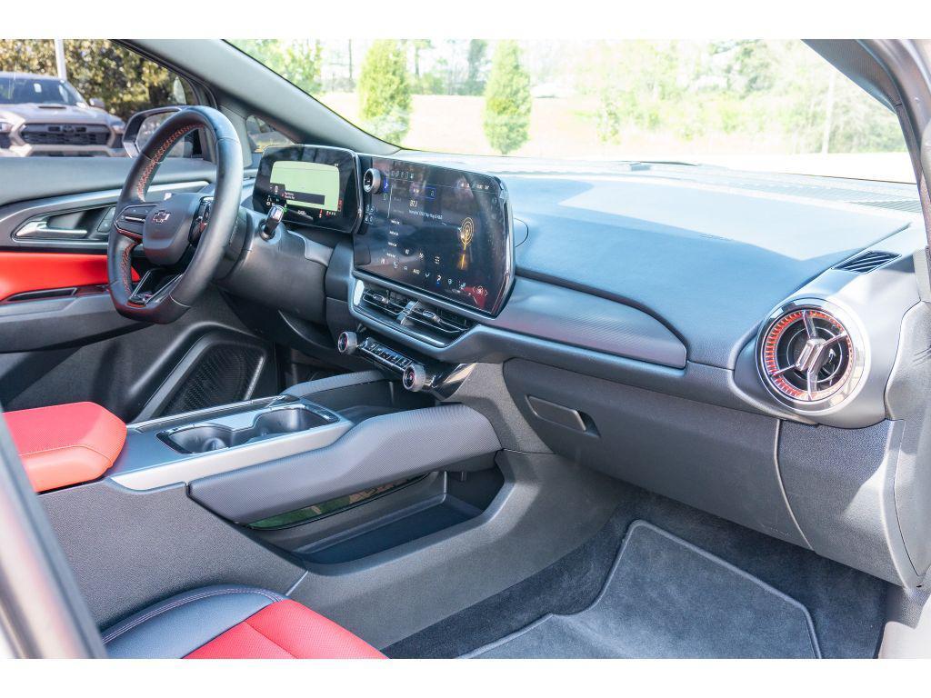 used 2025 Chevrolet Equinox EV car, priced at $27,212