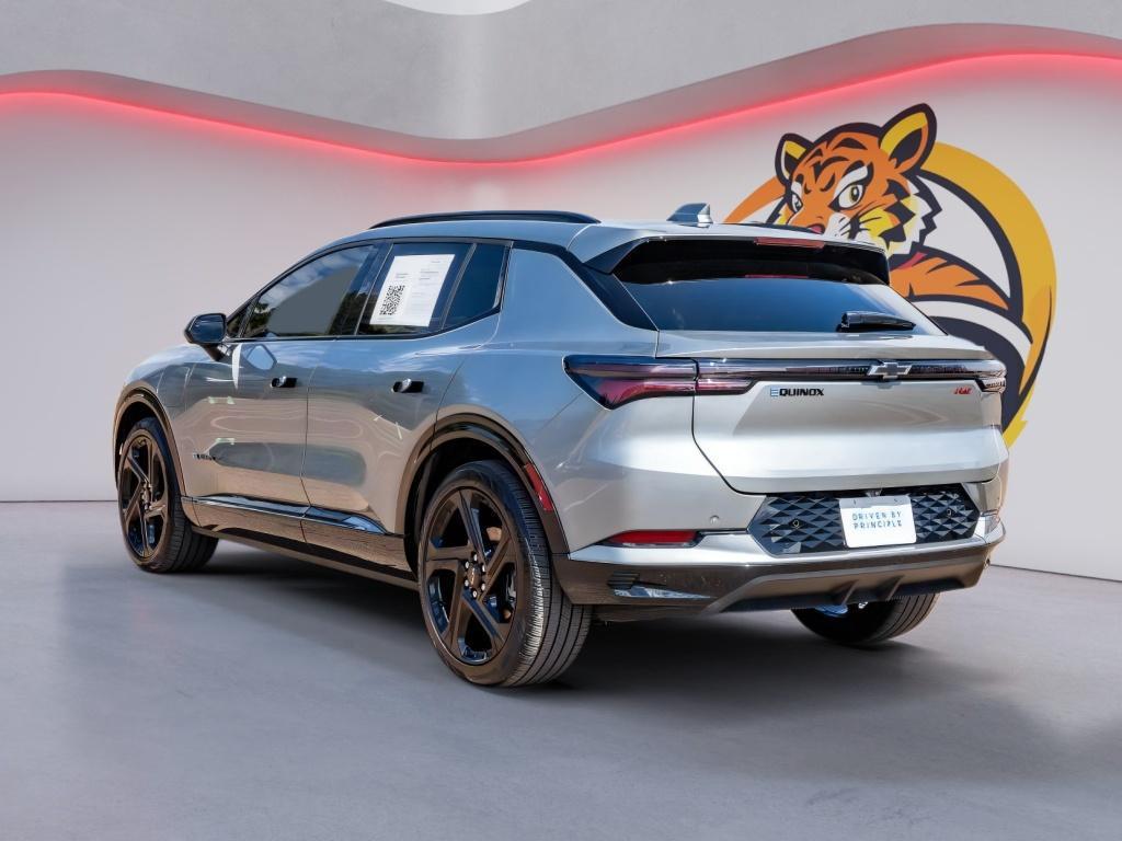 used 2025 Chevrolet Equinox EV car, priced at $27,212
