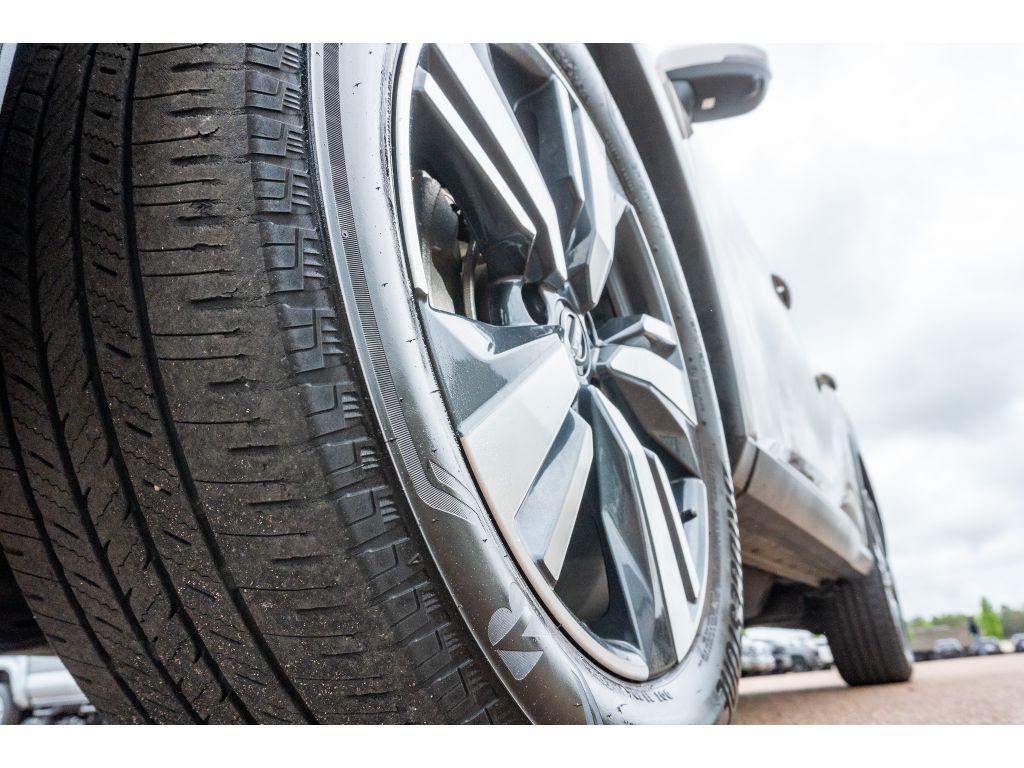 used 2024 Nissan Rogue car, priced at $27,096