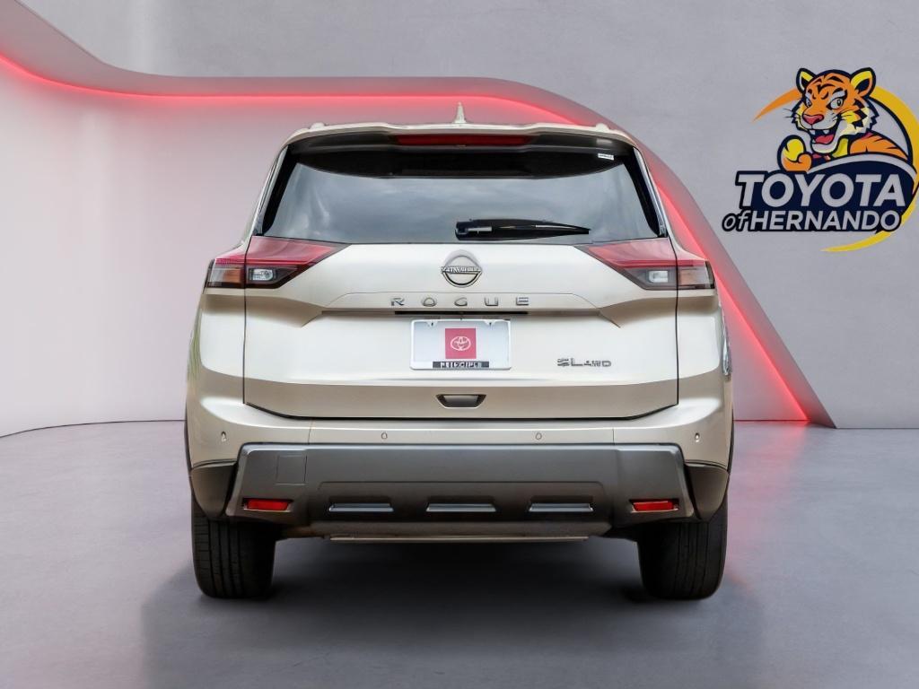 used 2024 Nissan Rogue car, priced at $27,096