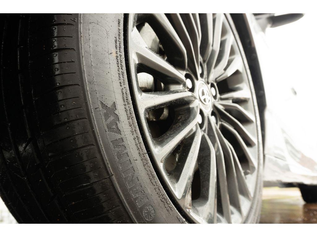 used 2020 Toyota Avalon Hybrid car, priced at $30,227