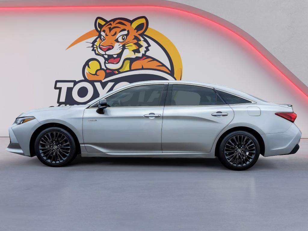 used 2020 Toyota Avalon Hybrid car, priced at $30,227