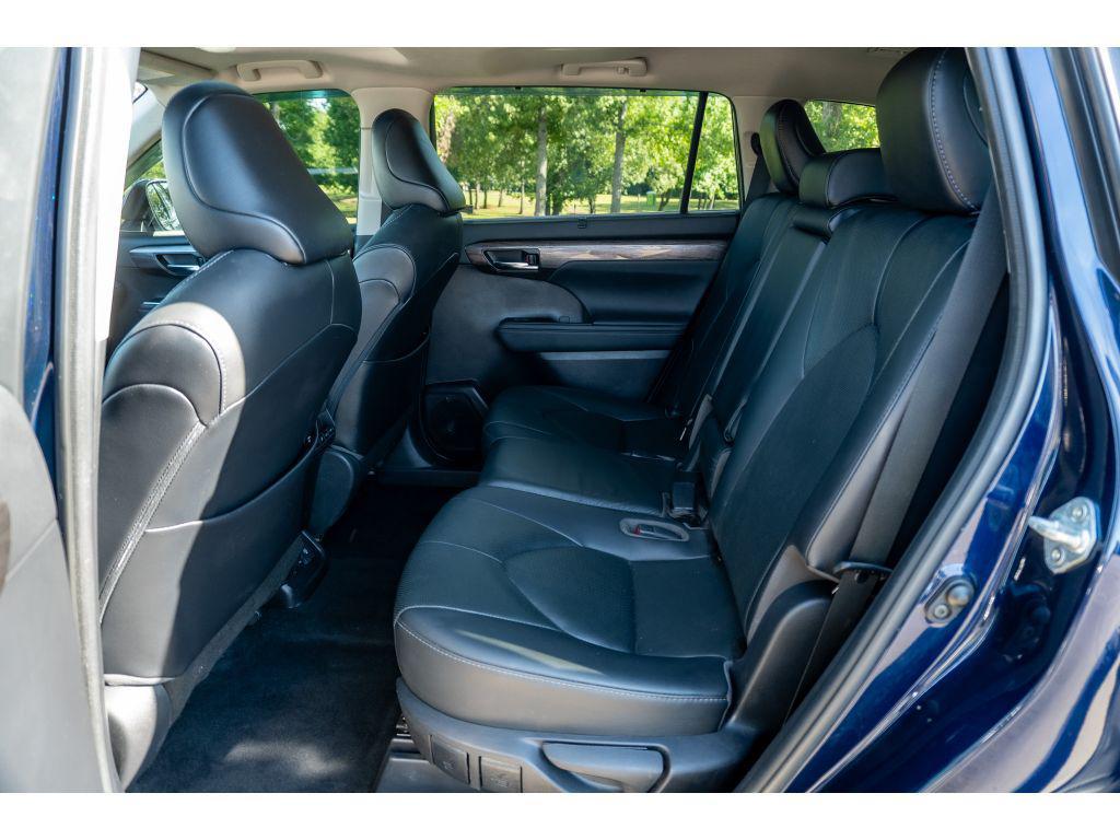used 2021 Toyota Highlander car, priced at $29,320