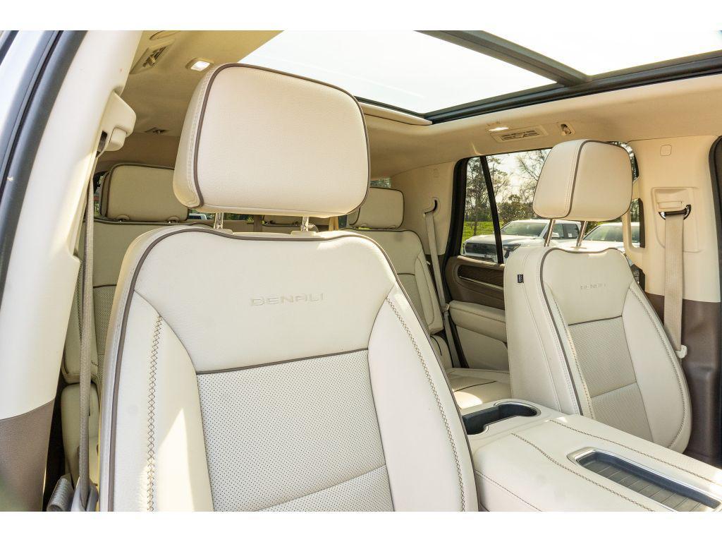 used 2024 GMC Yukon car, priced at $61,106