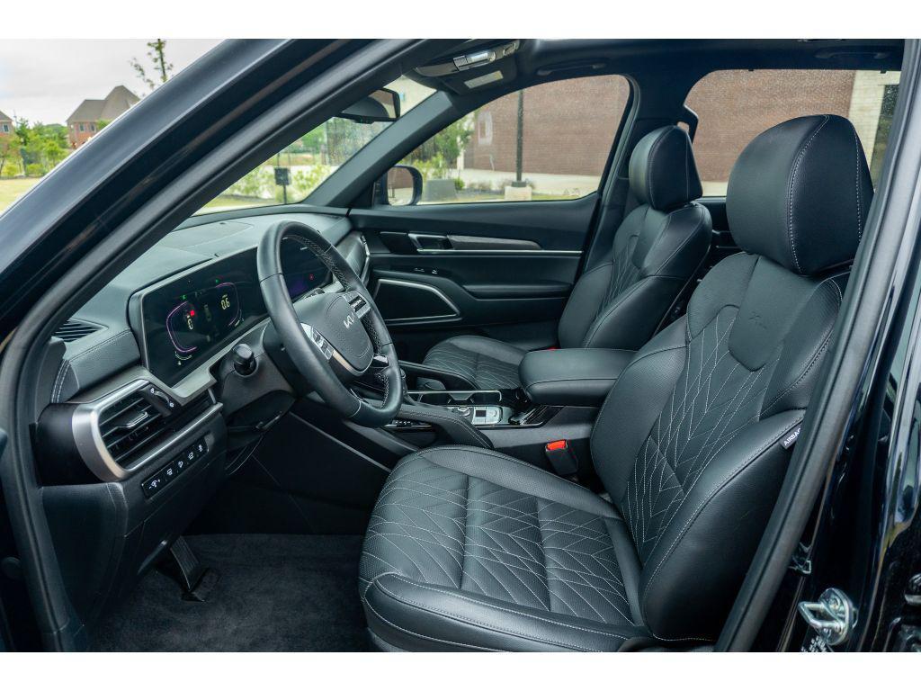used 2025 Kia Telluride car, priced at $46,179