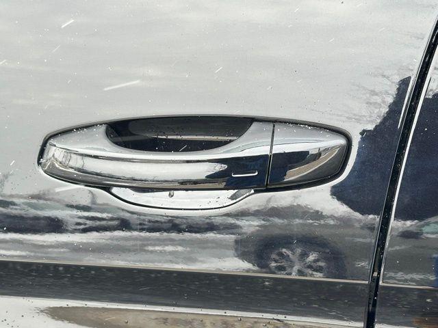 new 2026 Volkswagen Atlas car, priced at $52,375