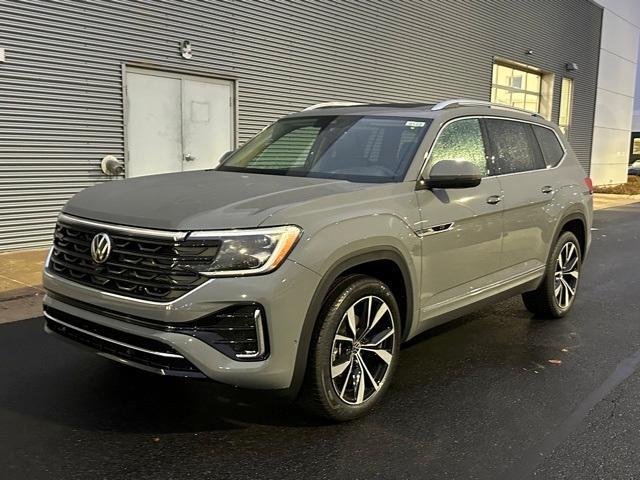 new 2026 Volkswagen Atlas car, priced at $52,288