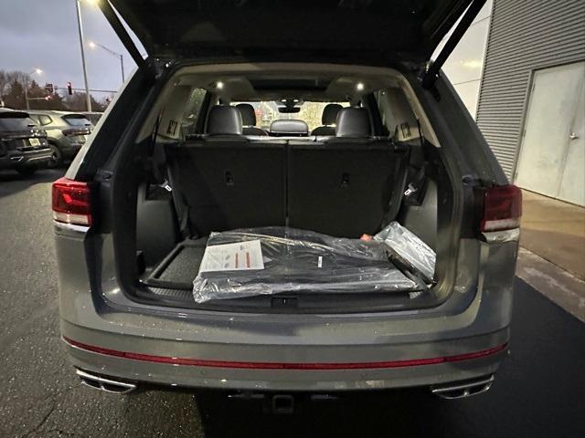 new 2026 Volkswagen Atlas car, priced at $52,288