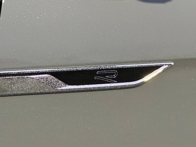 new 2026 Volkswagen Atlas car, priced at $52,288