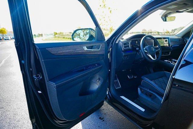 new 2026 Volkswagen Atlas car, priced at $52,396