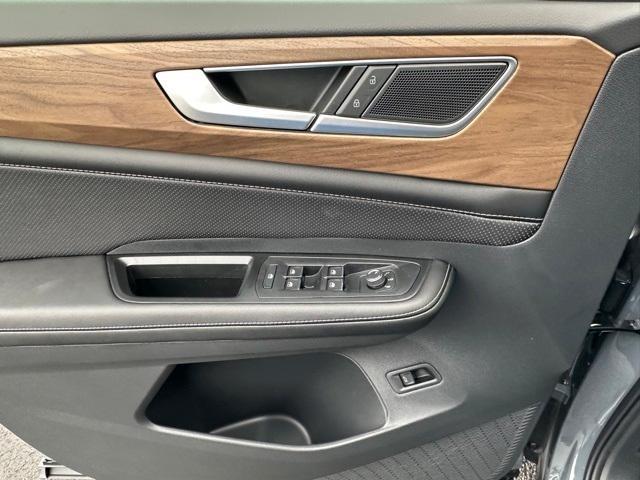 new 2026 Volkswagen Atlas car, priced at $45,727