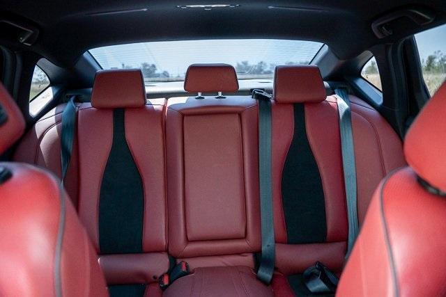 2022 Platinum White Pearl Acura TLX