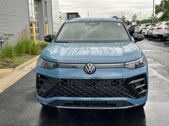 used 2025 Volkswagen Tiguan car, priced at $35,417