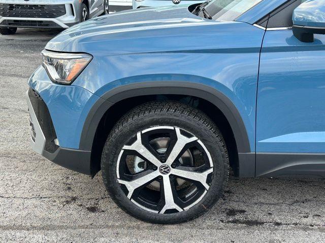 new 2026 Volkswagen Taos car, priced at $34,514