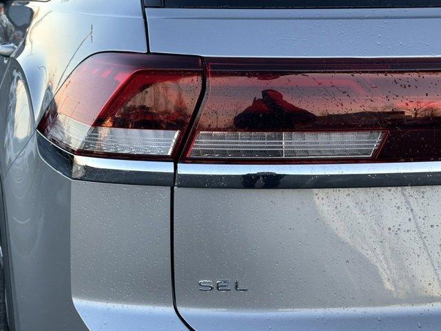 new 2026 Volkswagen Atlas Cross Sport car, priced at $50,374