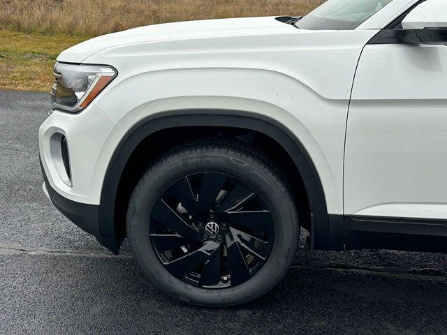 new 2026 Volkswagen Atlas car, priced at $44,959