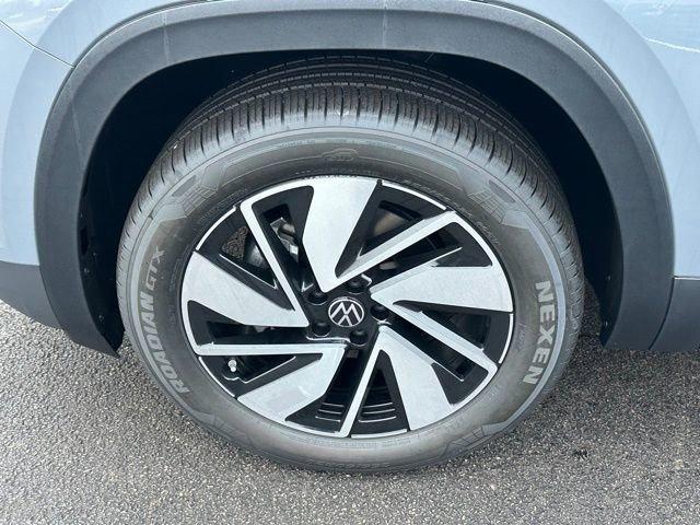 new 2026 Volkswagen Atlas car, priced at $44,550