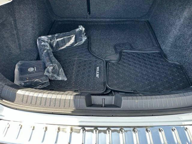used 2024 Volkswagen Jetta car, priced at $21,917