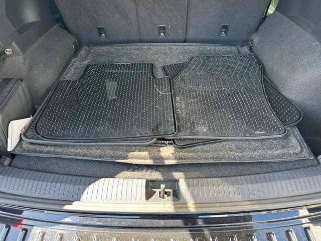 used 2024 Volkswagen Tiguan car, priced at $25,417