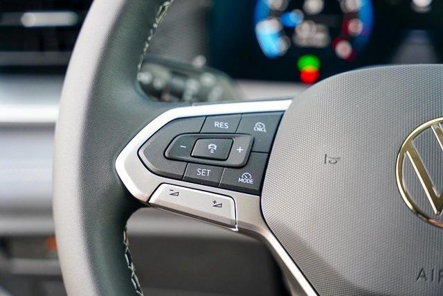 new 2025 Volkswagen Tiguan car, priced at $32,216