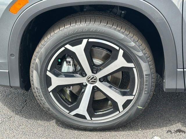 new 2026 Volkswagen Tiguan car, priced at $35,309