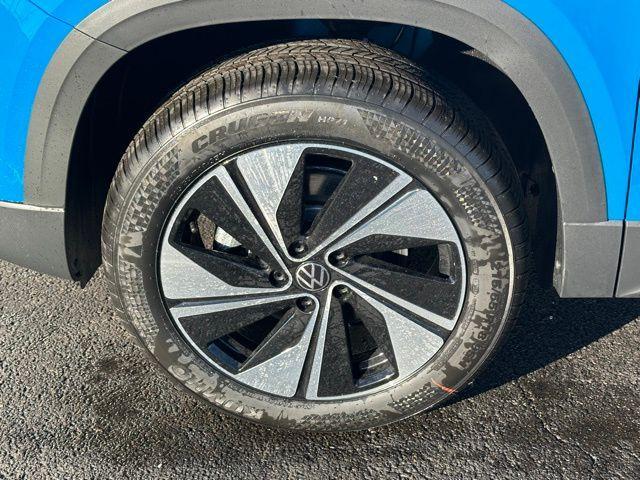 new 2026 Volkswagen Taos car, priced at $29,963