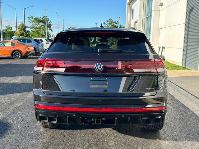 new 2026 Volkswagen Atlas Cross Sport car, priced at $47,450