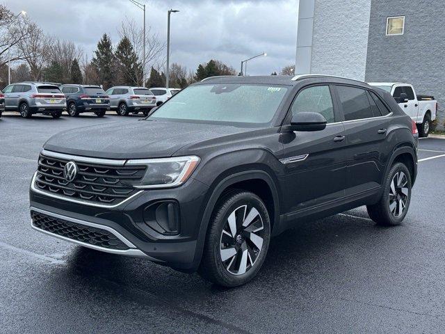 new 2026 Volkswagen Atlas Cross Sport car, priced at $43,703