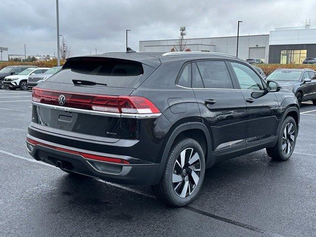 new 2026 Volkswagen Atlas Cross Sport car, priced at $43,703