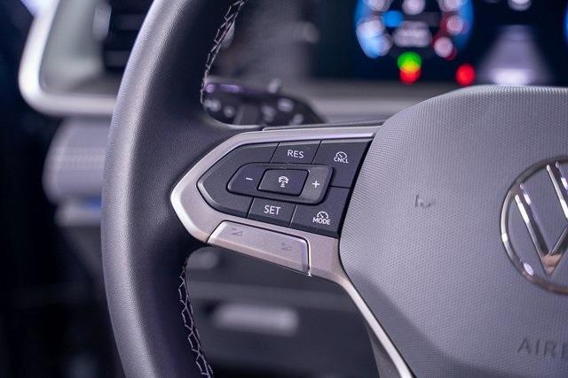 new 2025 Volkswagen Tiguan car, priced at $31,998