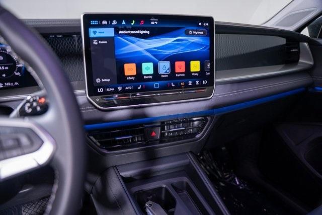 new 2025 Volkswagen Tiguan car, priced at $31,998