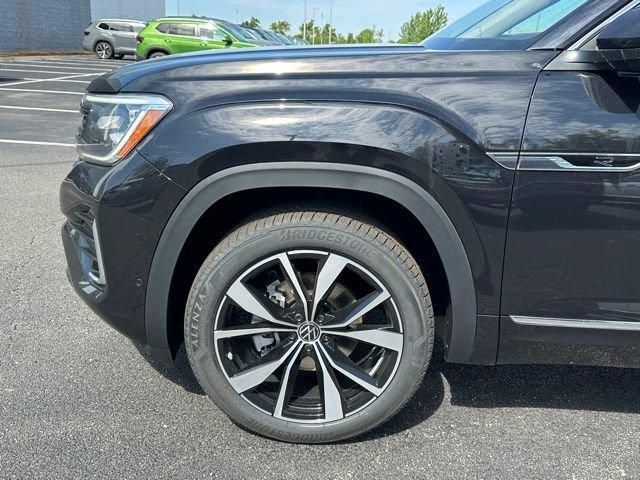 new 2026 Volkswagen Atlas car, priced at $50,309