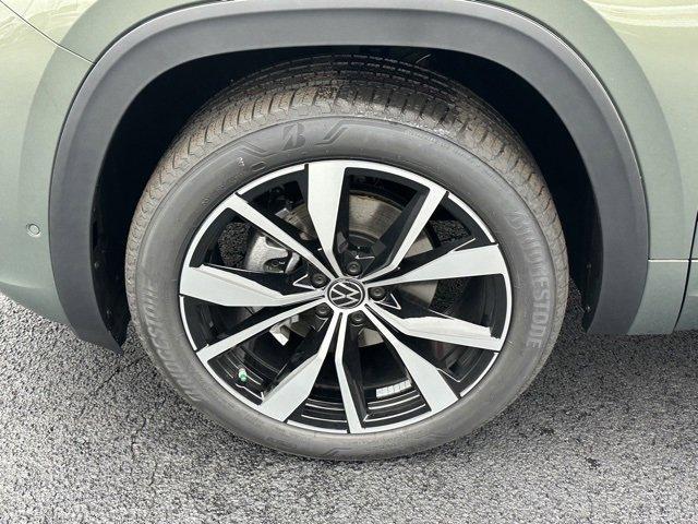 new 2026 Volkswagen Atlas car, priced at $52,181