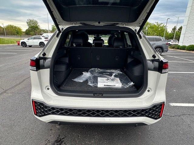 new 2026 Volkswagen Tiguan car, priced at $37,767
