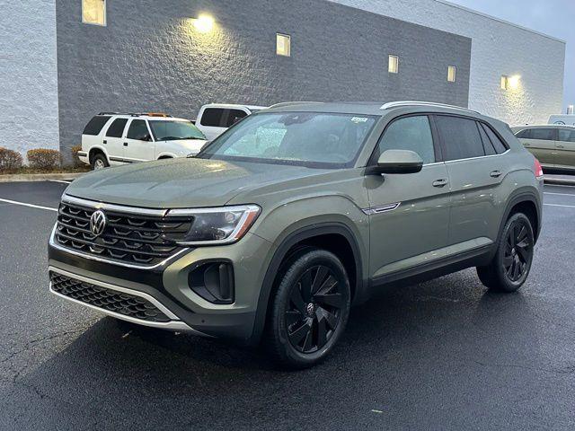 new 2026 Volkswagen Atlas Cross Sport car, priced at $43,215