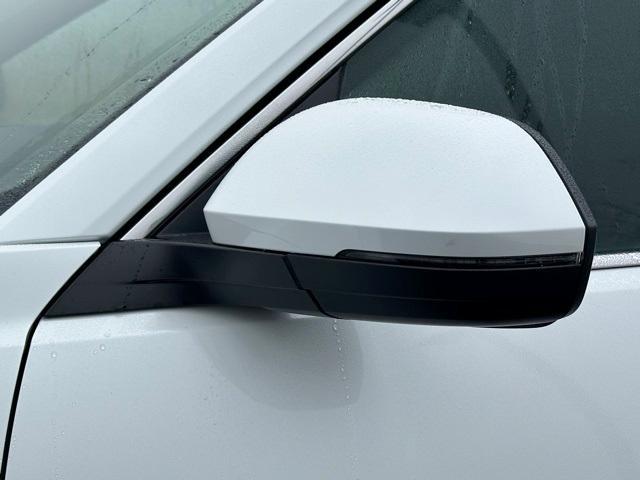 new 2026 Volkswagen Atlas car, priced at $48,041