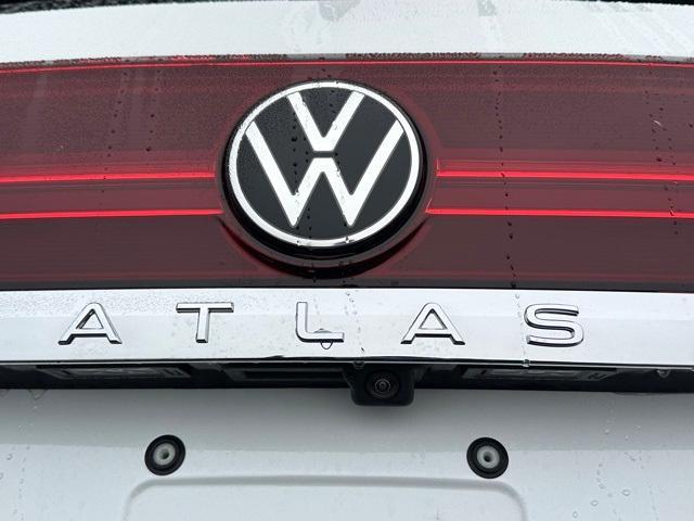 new 2026 Volkswagen Atlas car, priced at $48,041