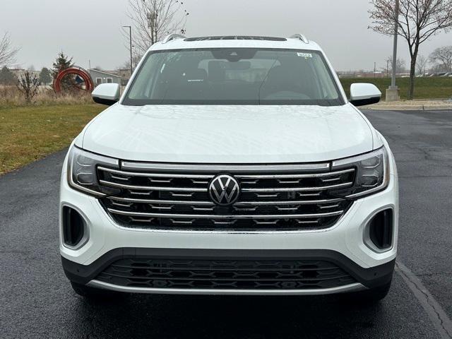 new 2026 Volkswagen Atlas car, priced at $48,041