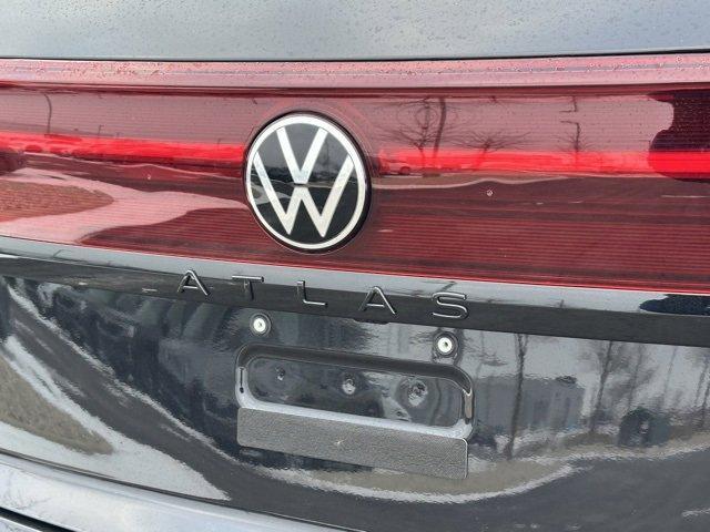new 2026 Volkswagen Atlas Cross Sport car, priced at $47,840
