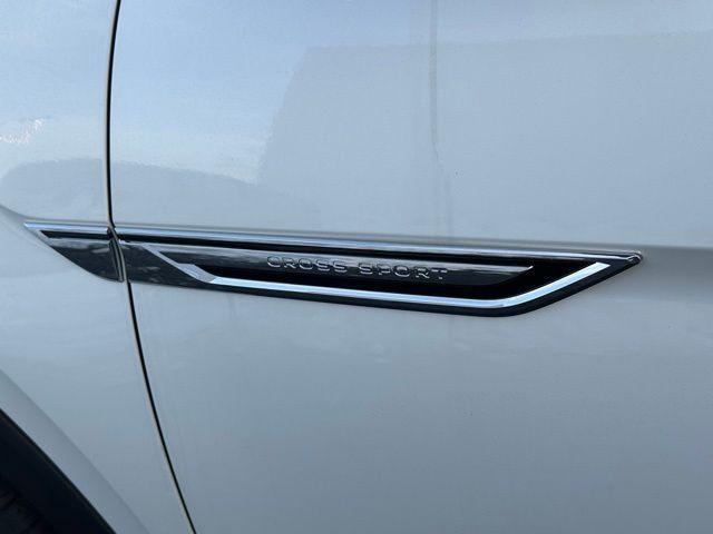 new 2026 Volkswagen Atlas Cross Sport car, priced at $43,652