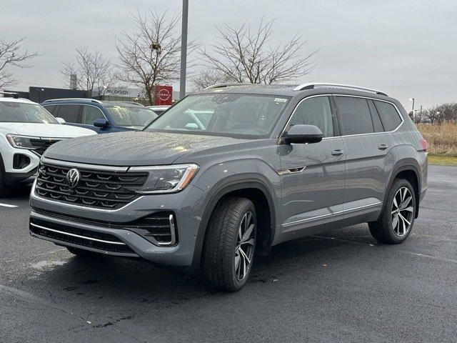 new 2026 Volkswagen Atlas car, priced at $52,618