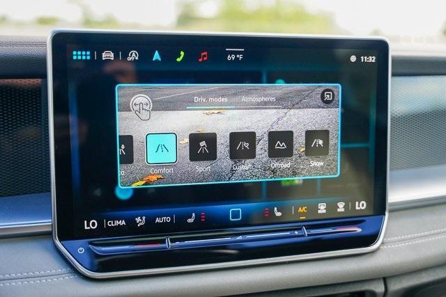 new 2025 Volkswagen Tiguan car, priced at $34,402