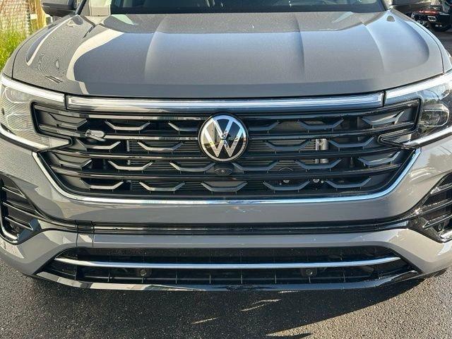 new 2026 Volkswagen Atlas car, priced at $51,302