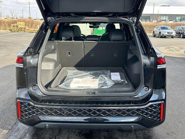 new 2026 Volkswagen Tiguan car, priced at $38,854