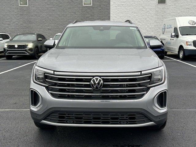 new 2026 Volkswagen Atlas car, priced at $44,076