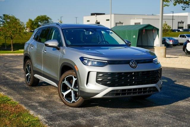 new 2025 Volkswagen Tiguan car, priced at $31,095