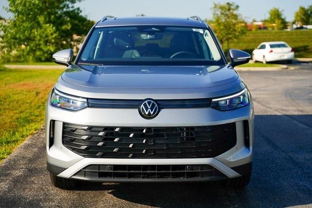 new 2025 Volkswagen Tiguan car, priced at $31,095