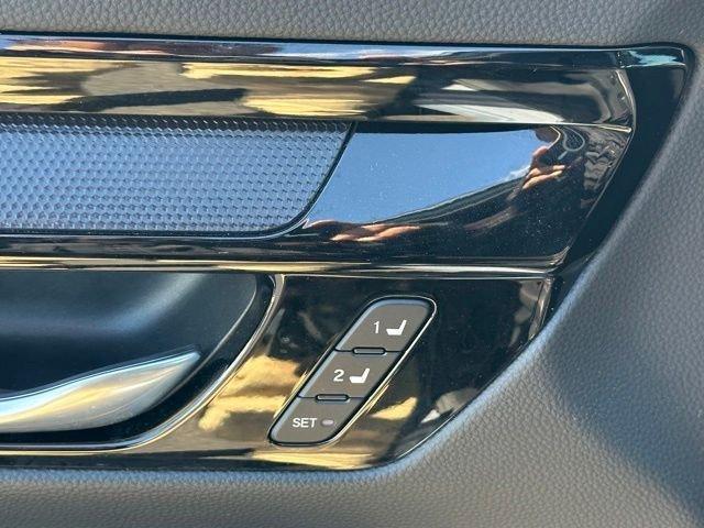 used 2023 Honda CR-V Hybrid car, priced at $31,917